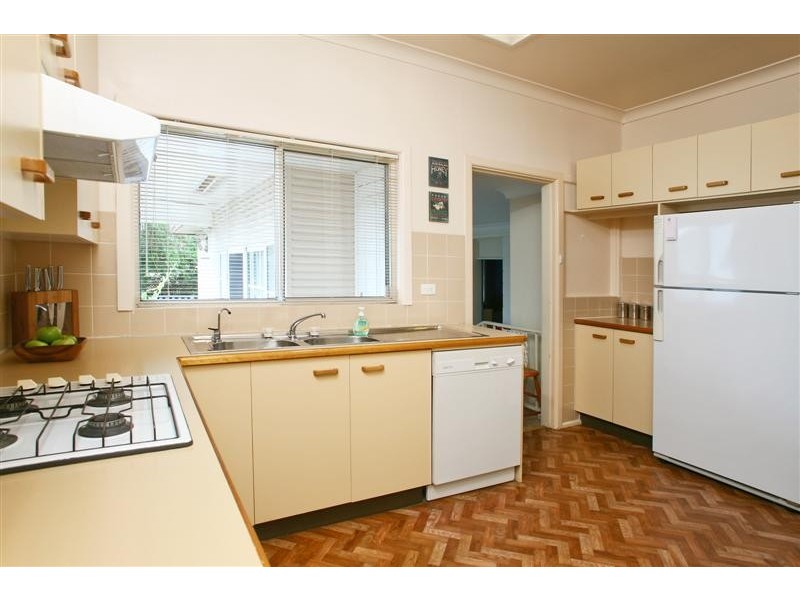 8 Tobruk Avenue, Carlingford NSW 2118