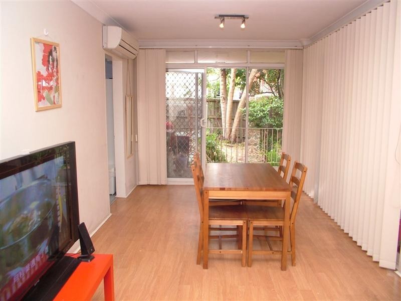 2/17 May Street, Eastwood NSW 2122