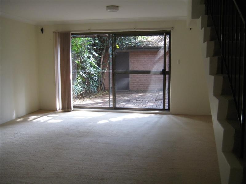 27/17-19 Busaco Road, Marsfield NSW 2122