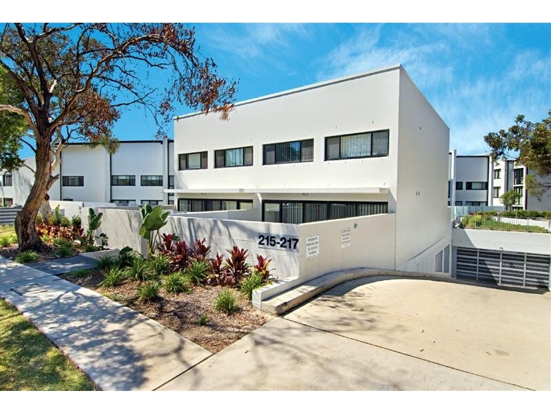 304/215 Waterloo Road, Marsfield NSW 2122