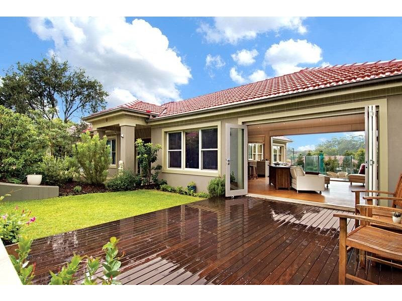 18 Salter Crescent, Denistone East NSW 2112