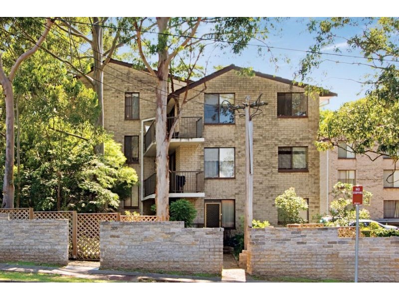 6/205 Waterloo Road, Marsfield NSW 2122