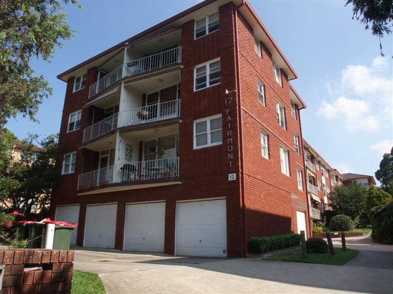 1/12 Essex Street, Epping NSW 2121