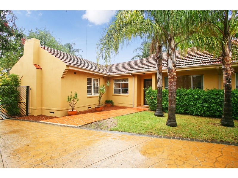 25 Glendower Avenue, Eastwood NSW 2122