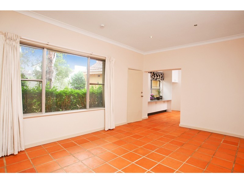 25 Glendower Avenue, Eastwood NSW 2122