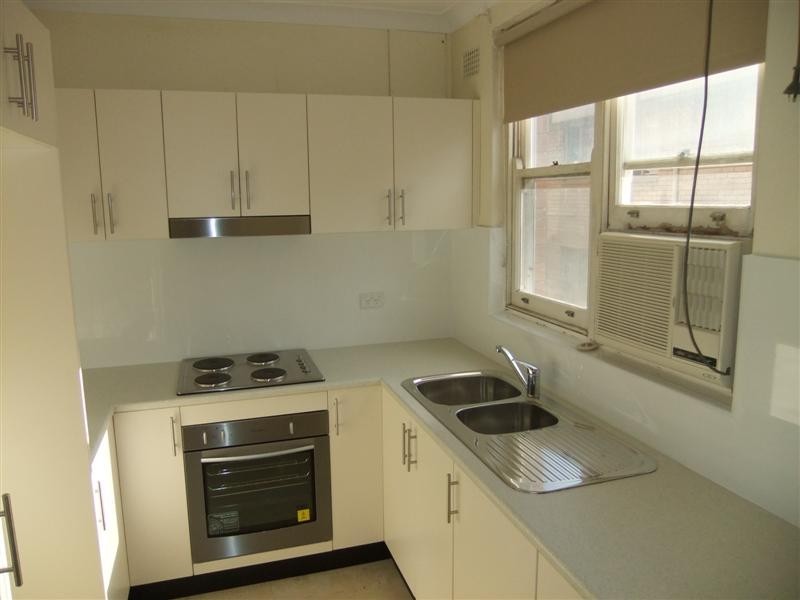 6/10 Essex Street, Epping NSW 2121