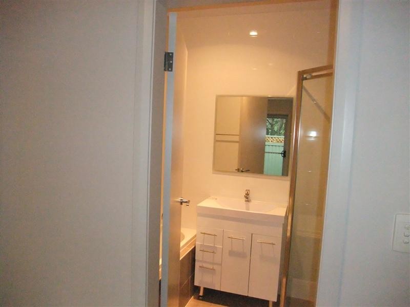 2/64 Rutledge Street, Eastwood NSW 2122