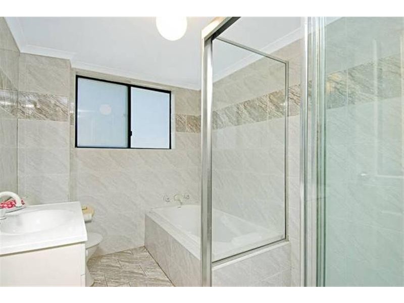 16/20-26 Jenner Street, Baulkham Hills NSW 2153