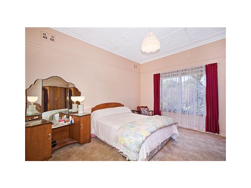 15 Central Avenue, Eastwood NSW 2122