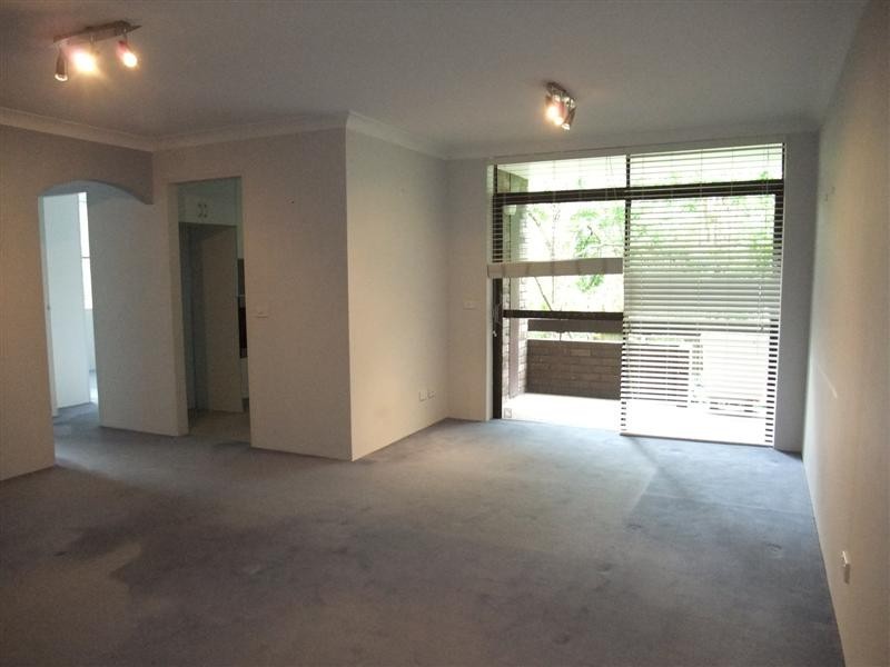 2/31 Fontenoy Road, Macquarie Park NSW 2113