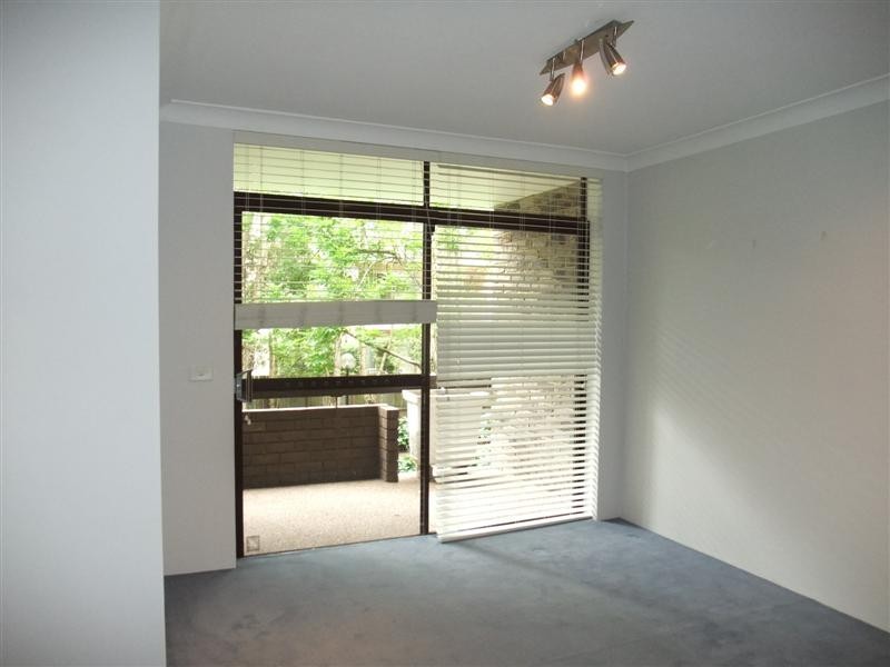 2/31 Fontenoy Road, Macquarie Park NSW 2113