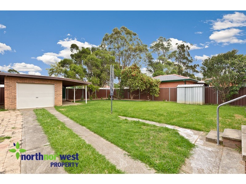 22 Tucks Road, Toongabbie NSW 2146