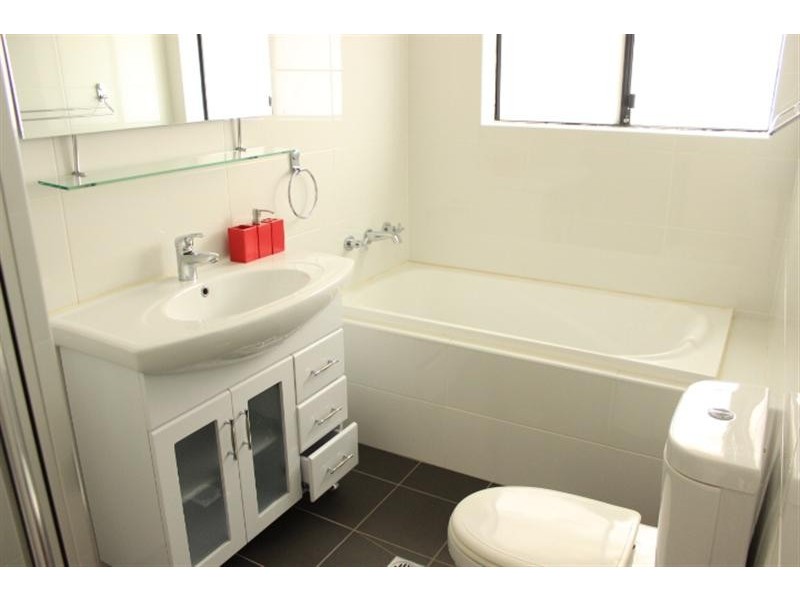 2/165 Carlingford Road, Epping NSW 2121