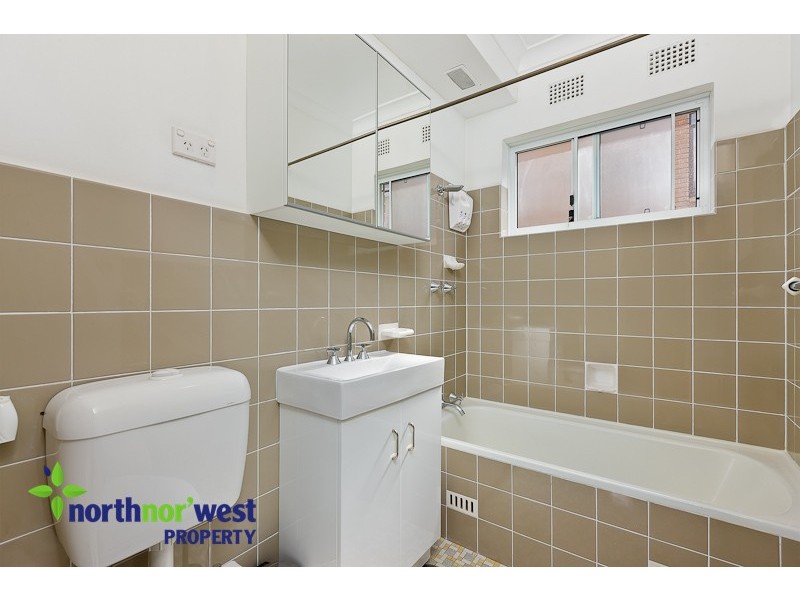 10/8 Bank Street, Meadowbank NSW 2114