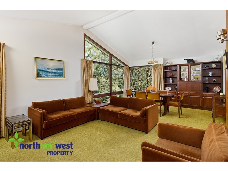 42 Castle Howard Road (Via Oaklands Ave), Cheltenham NSW 2119