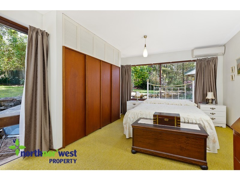 42 Castle Howard Road (Via Oaklands Ave), Cheltenham NSW 2119