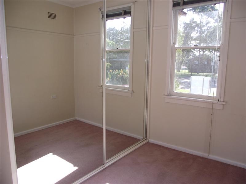 8A Oldfield Road, Seven Hills NSW 2147