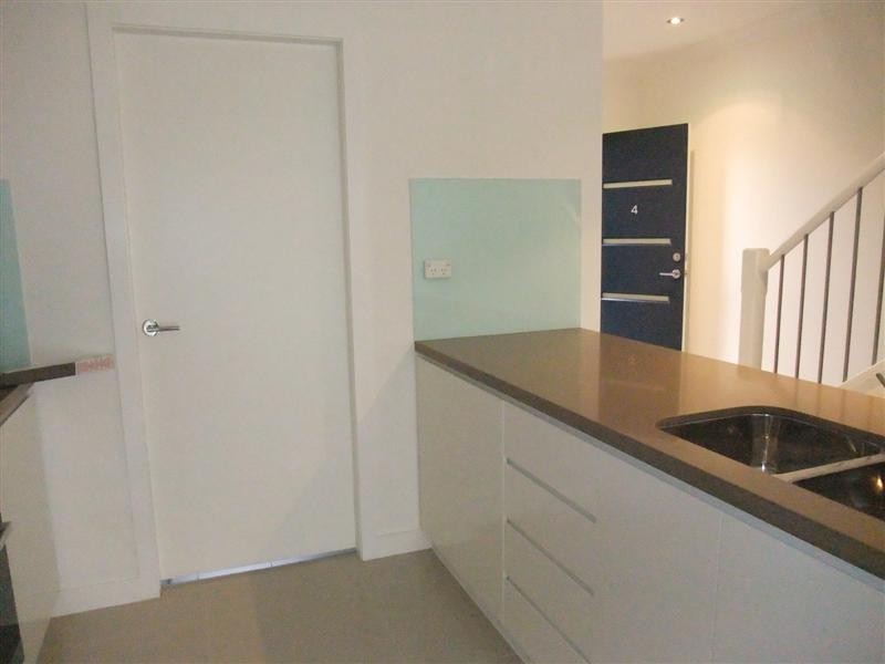 4/10-12 Carver Place, Dundas Valley NSW 2117