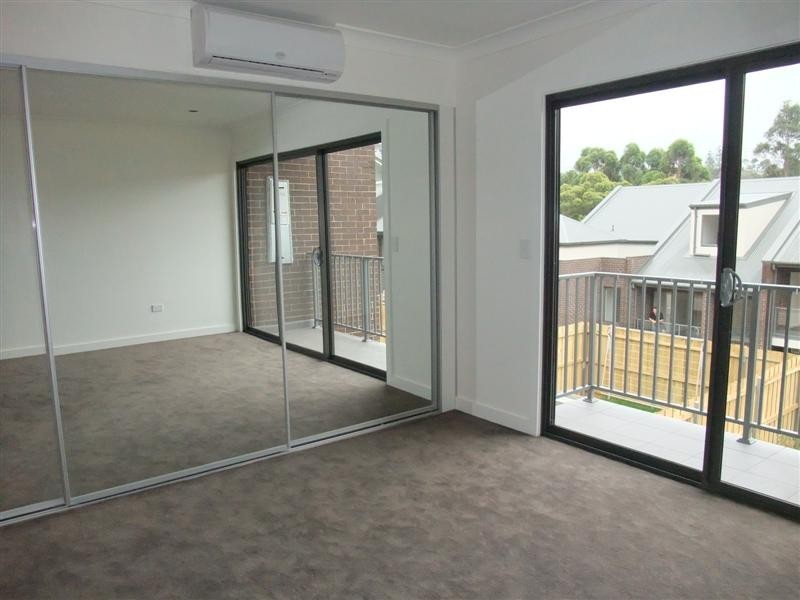 4/10-12 Carver Place, Dundas Valley NSW 2117