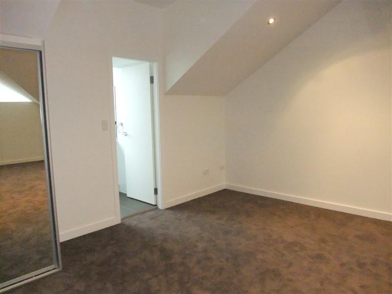 4/10-12 Carver Place, Dundas Valley NSW 2117