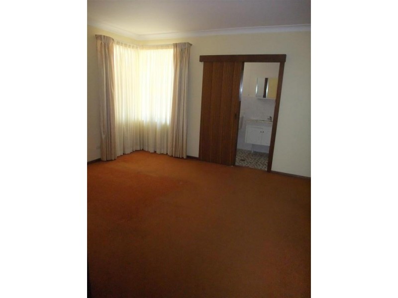 12 Howard Place, North Epping NSW 2121