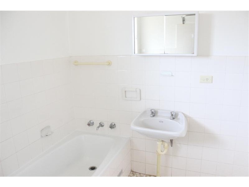 11/8 Cottonwood Crescent, Macquarie Park NSW 2113