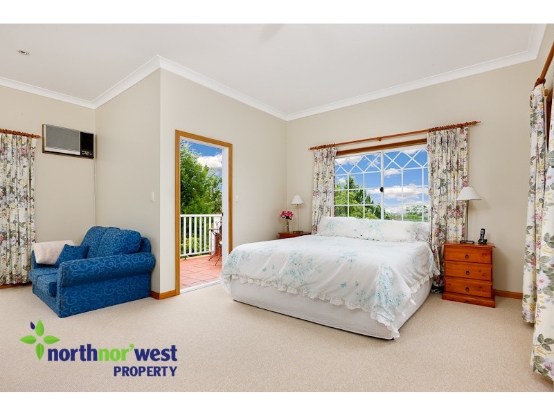 28 Honiton Avenue East, Carlingford NSW 2118