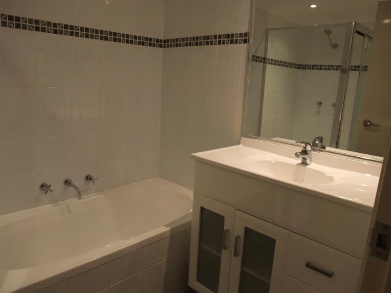 2/608 Blaxland Road, Eastwood NSW 2122