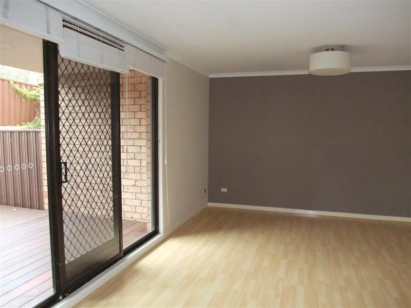 2/608 Blaxland Road, Eastwood NSW 2122