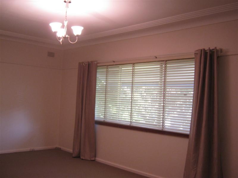 29 Broadoaks Street, Ermington NSW 2115