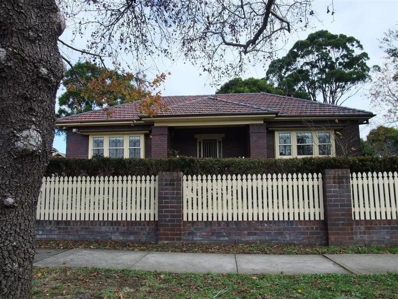 16 Hollis Avenue, Denistone East NSW 2112