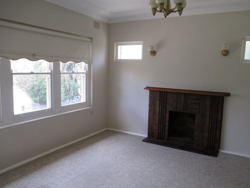 1 Cameron Crescent, Ryde NSW 2112