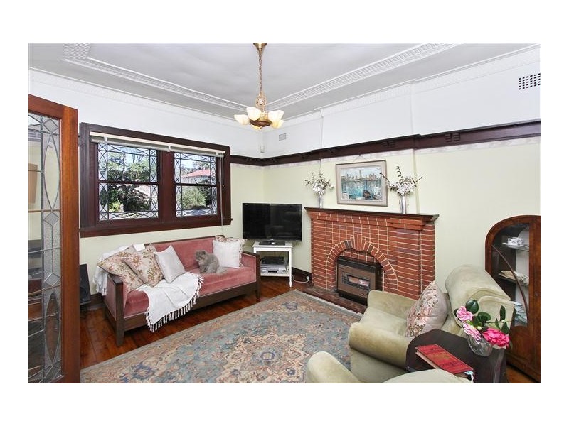 27 Boronia AVENUE, Epping NSW 2121