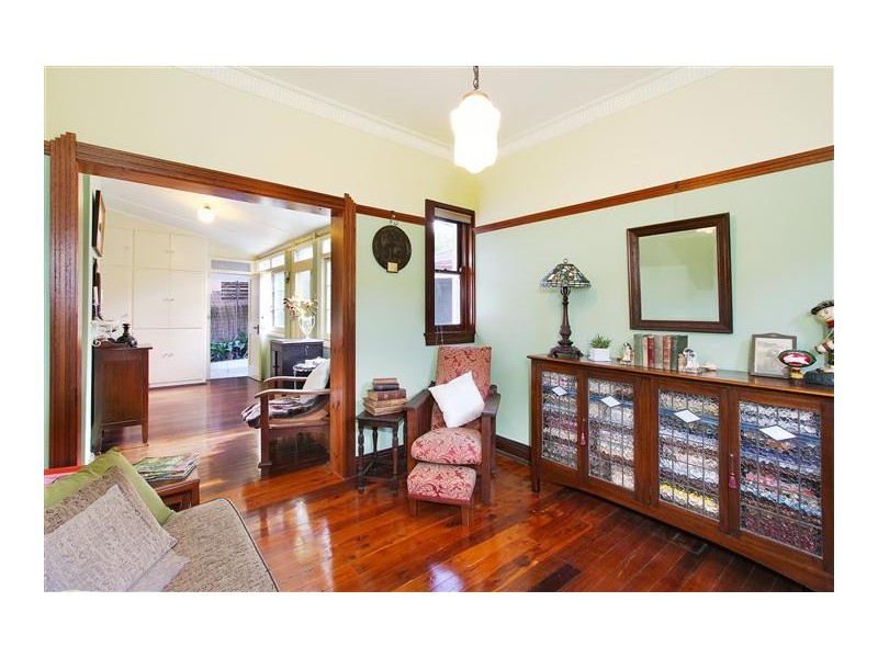 27 Boronia AVENUE, Epping NSW 2121