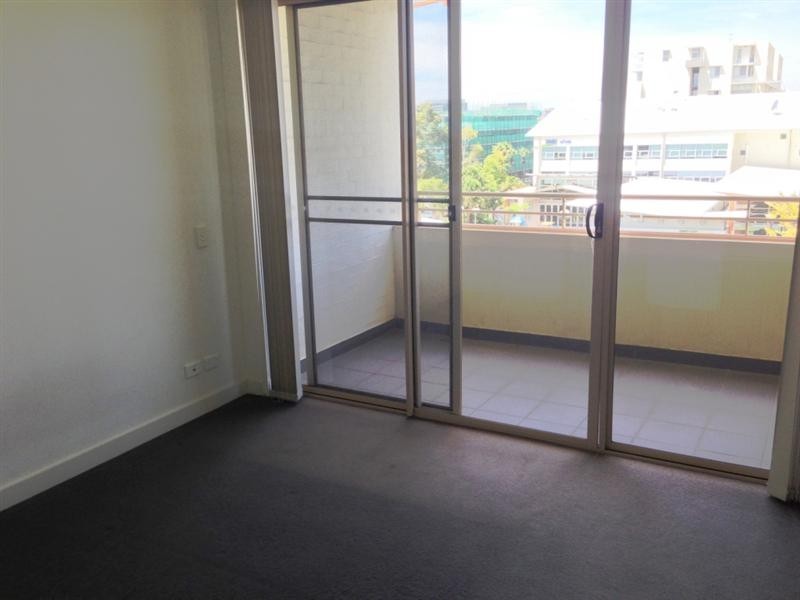 322/4 Stromboli Strait, Wentworth Point NSW 2127