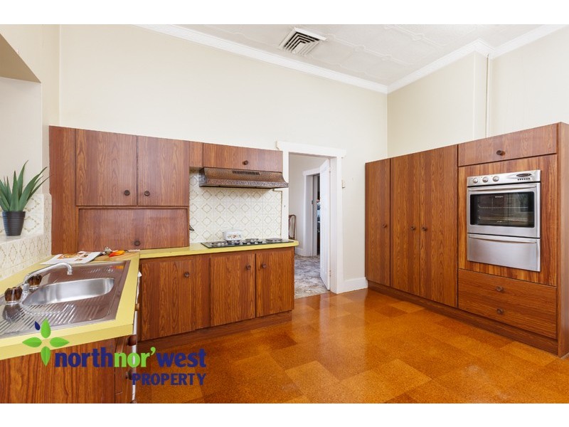 1 Hillview Road, Eastwood NSW 2122