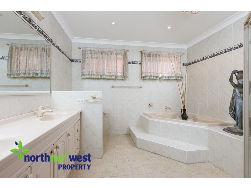 69 Woodbury Street, North Rocks NSW 2151