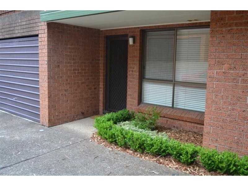 8/9 Busaco Road, Marsfield NSW 2122