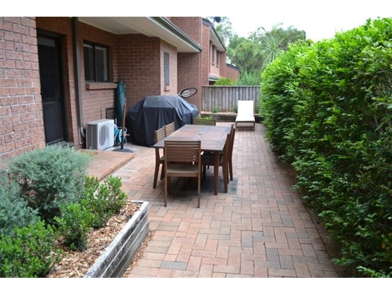 8/9 Busaco Road, Marsfield NSW 2122
