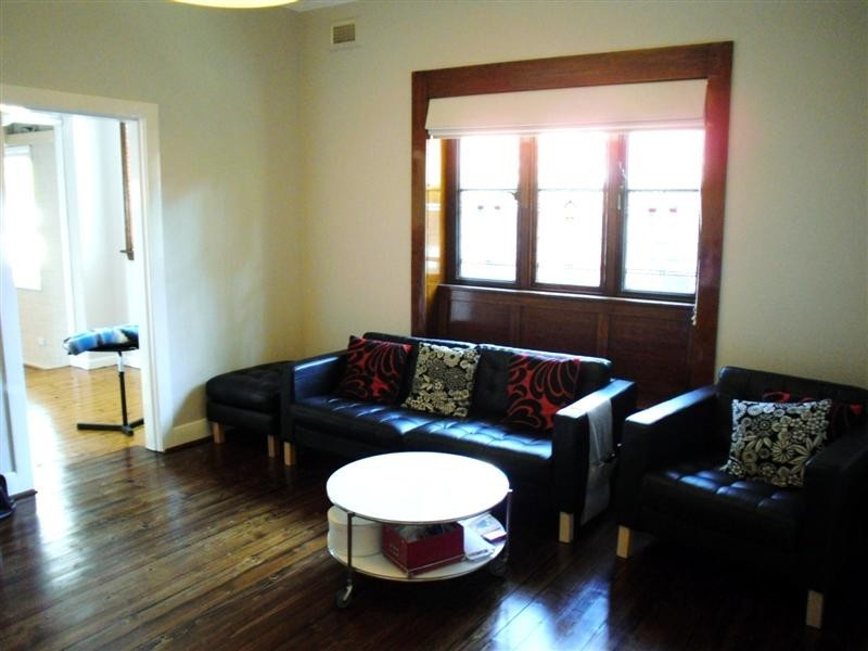 8 Central Avenue, Eastwood NSW 2122