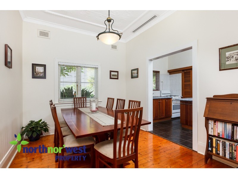 15 Stratford Avenue, Denistone NSW 2114