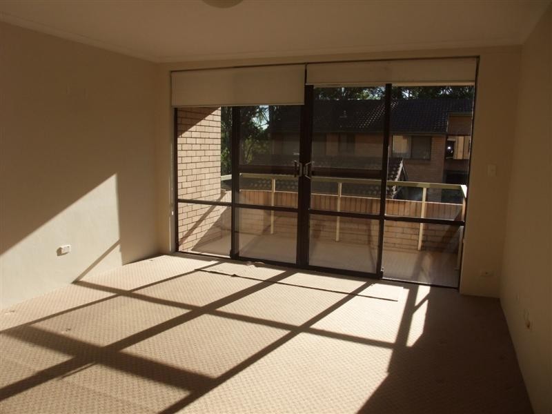 13/2 Carlisle Close, Macquarie Park NSW 2113