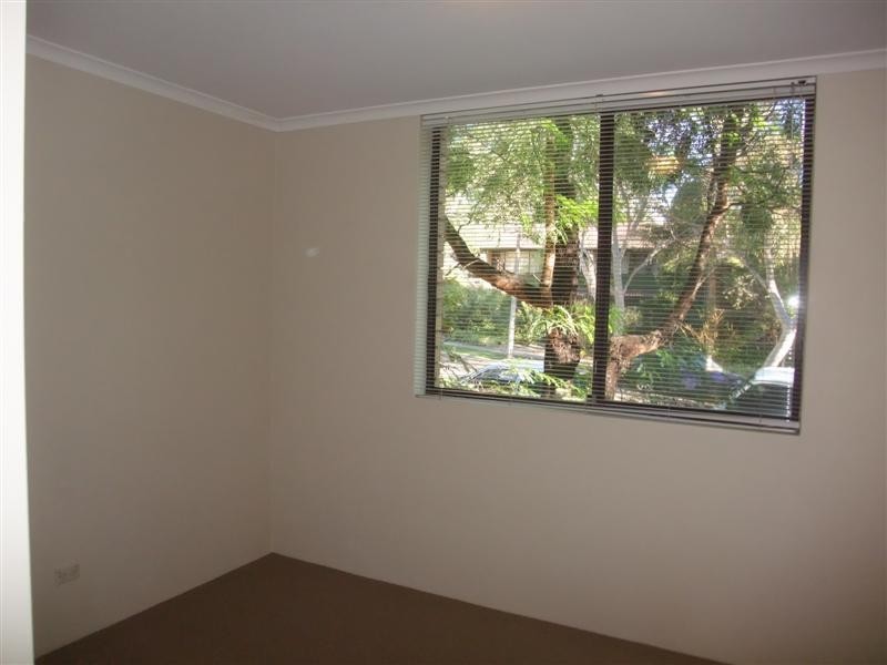 13/2 Carlisle Close, Macquarie Park NSW 2113