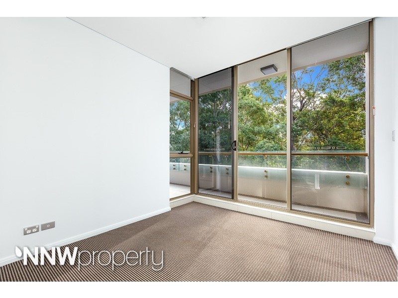220/30 Ferntree Place, Epping NSW 2121