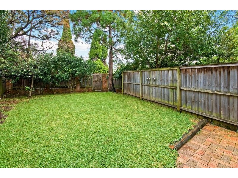 2/2a Hillside Crescent, Epping NSW 2121
