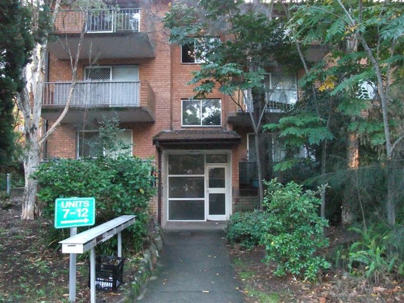 10/7-9 Queens Road, Westmead NSW 2145