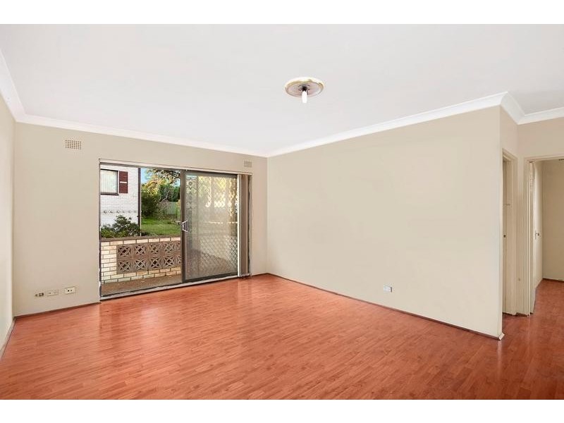 2/28 Wigram Street, Harris Park NSW 2150