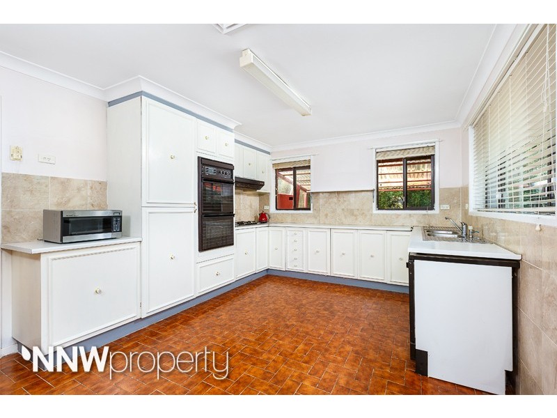 5 Dale Place, North Rocks NSW 2151