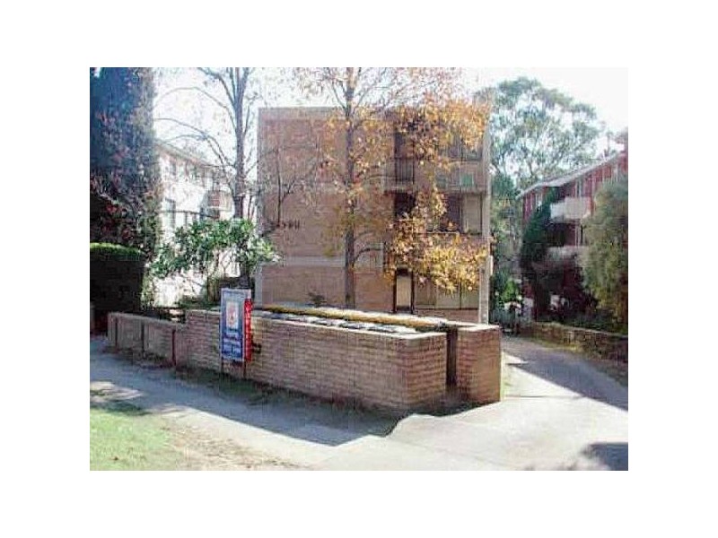 1/52 Meadow Crescent, Meadowbank NSW 2114