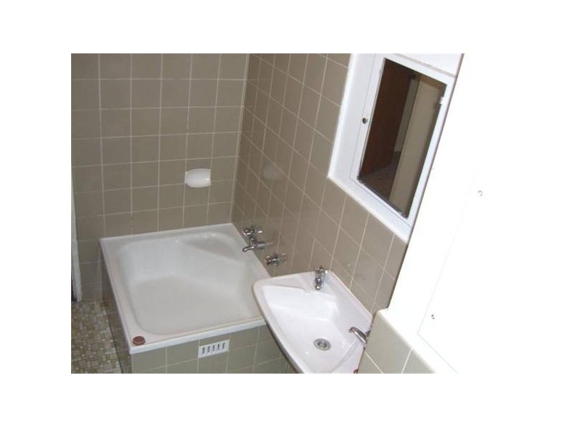 1/52 Meadow Crescent, Meadowbank NSW 2114